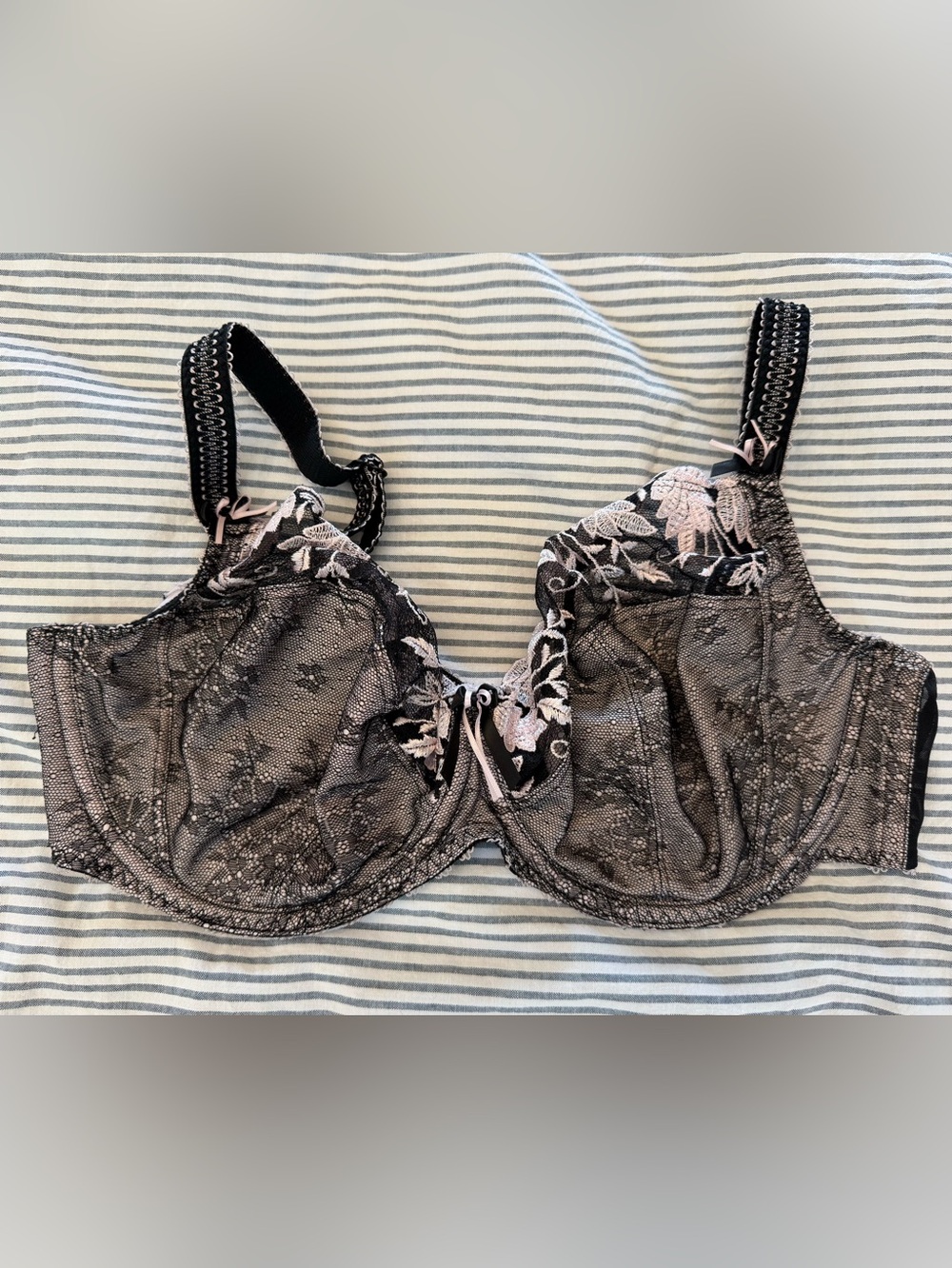 Fantasie Black Lace Underwire Bra, size 38F